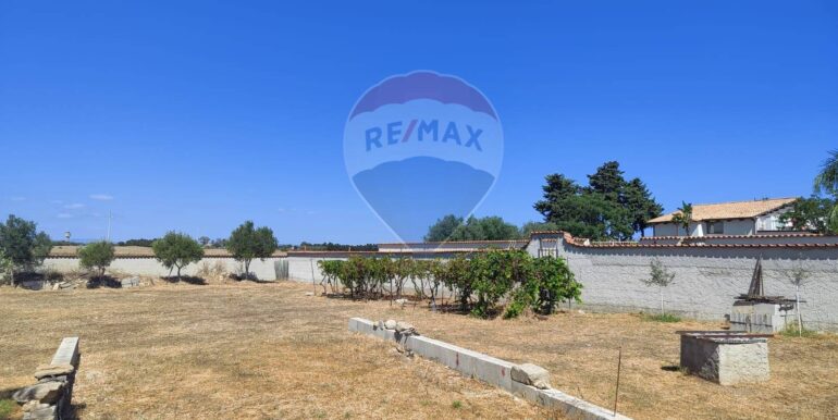 20251001105531-988863-7