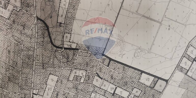 20251001105603-988863-17