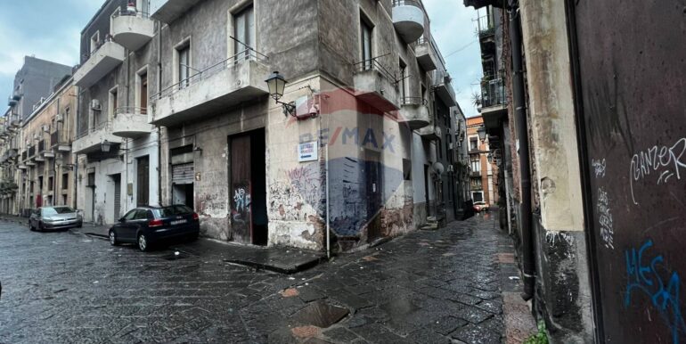 20251001145603-990919-0