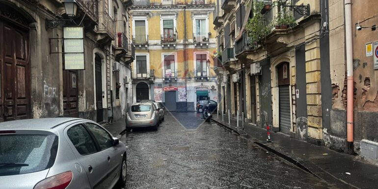 20251001150159-990921-2