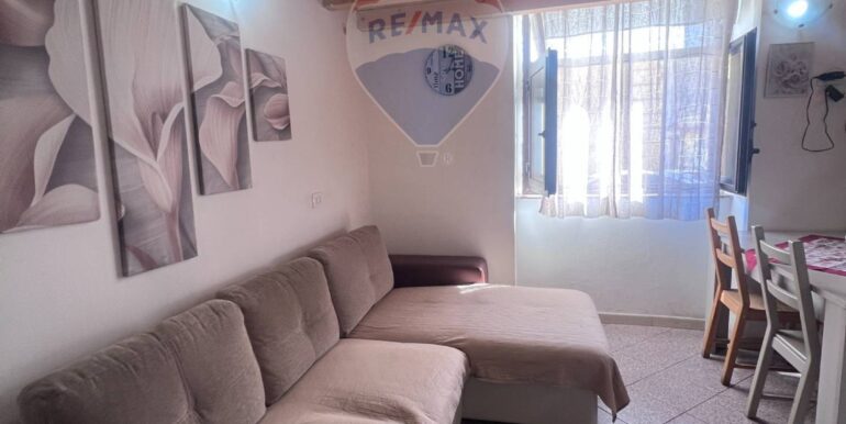 20251001160154-990932-11