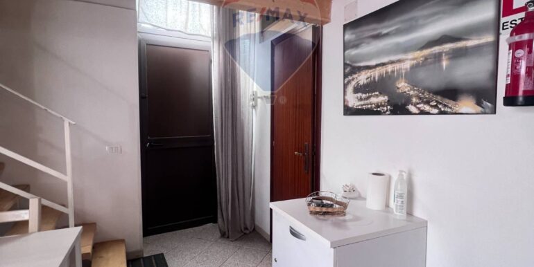 20251001160218-990932-19