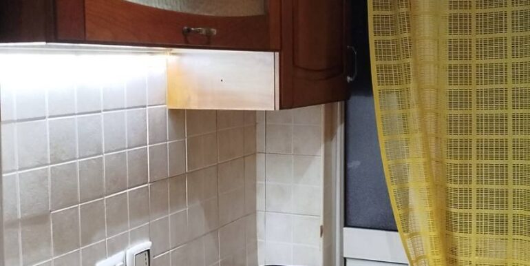 20251001225719-991058-2