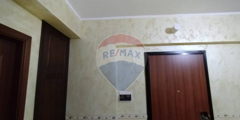 20251001225732-991058-8