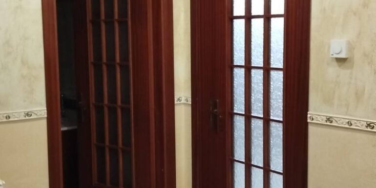 20251001225746-991058-15