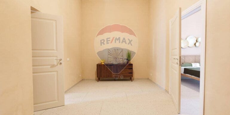 2025100194809-976917-27