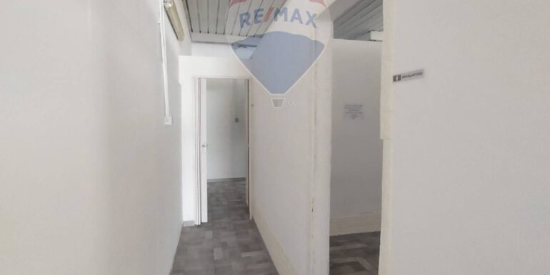 20251002115207-986394-47