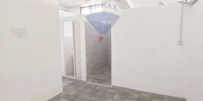 20251002115211-986394-49