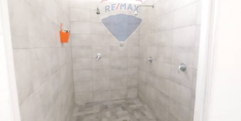 20251002115215-986394-51