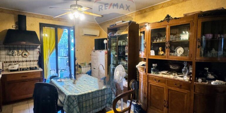 20251002115258-991129-17