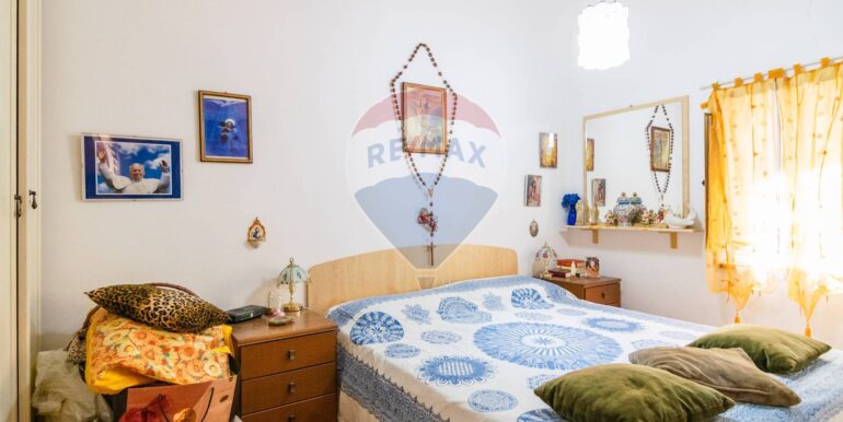 20251002191846-976631-72