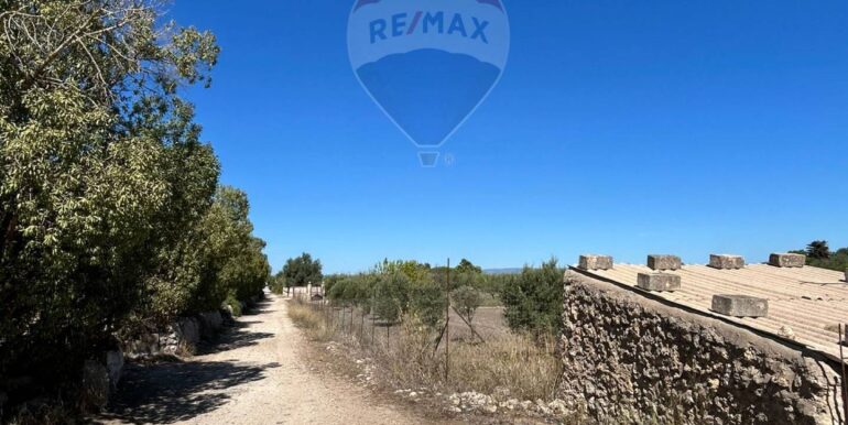 20251003171230-991543-1