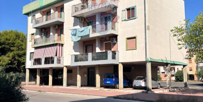 2025100404718-991298-4