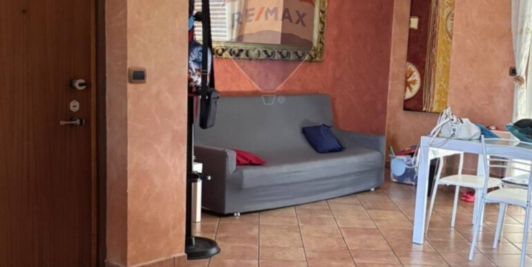 2025100404728-991298-8