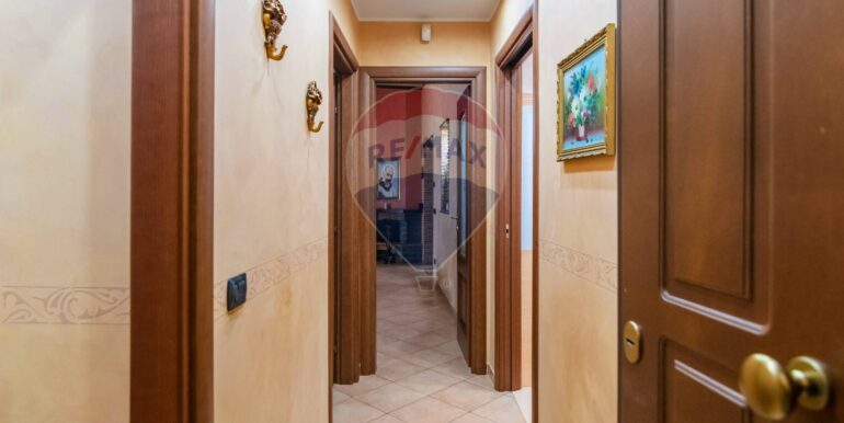 20251004101656-991618-4