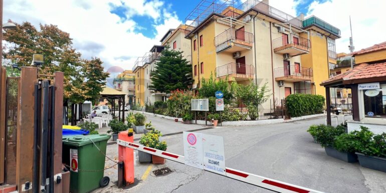 2025100603141-991758-11