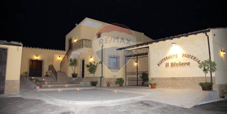 20251006230406-988845-6