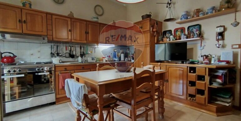 20251007121417-992078-17