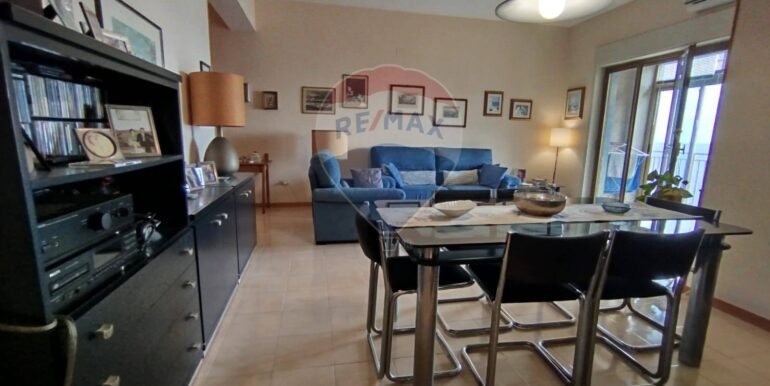 20251007121501-992078-37