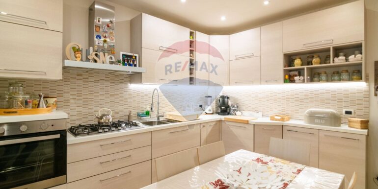 20251007121603-992077-7