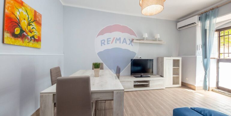 20251007123045-992090-2