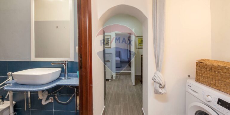 20251007123045-992090-5