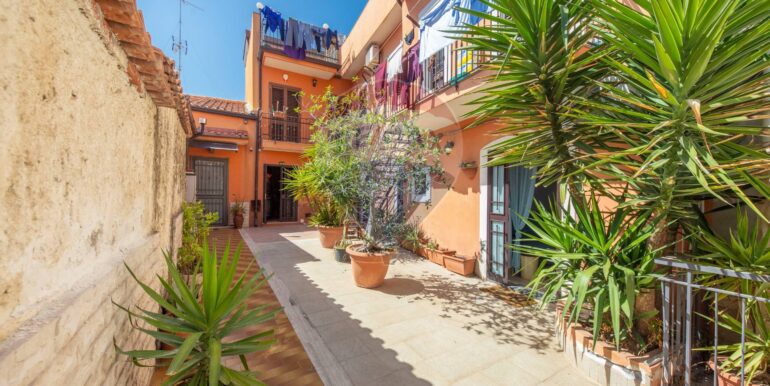 20251007123047-992090-14