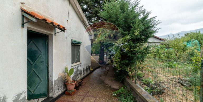 20251007184322-992331-2