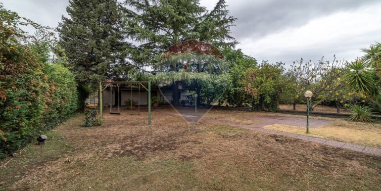 20251007184348-992331-9