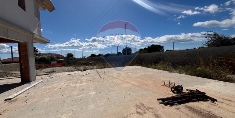 20251007215427-992348-10