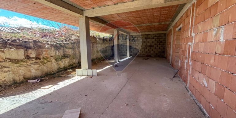 20251007215527-992348-15