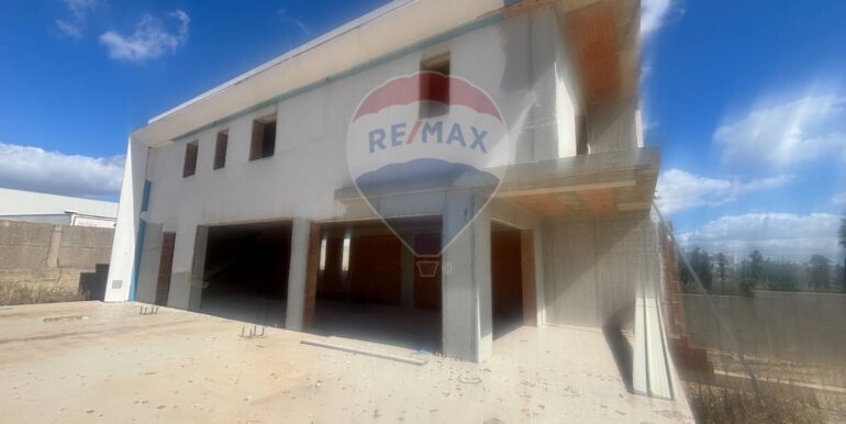 20251007215646-992348-23