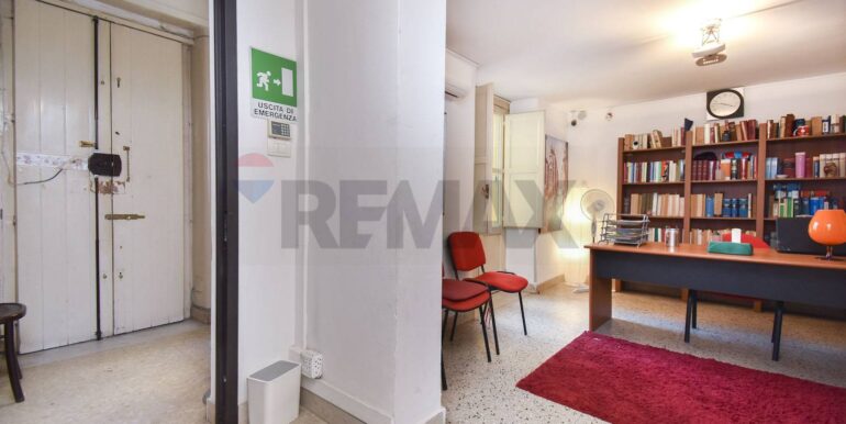 20251008113604-992460-11