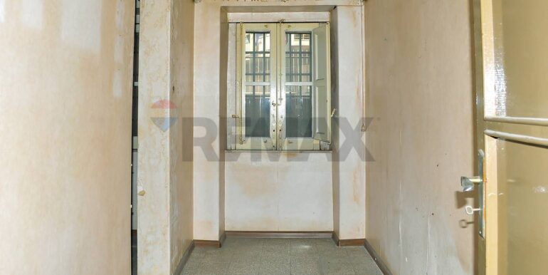 20251008165616-992562-1