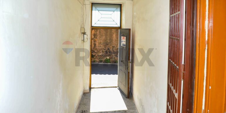 20251008165616-992562-2