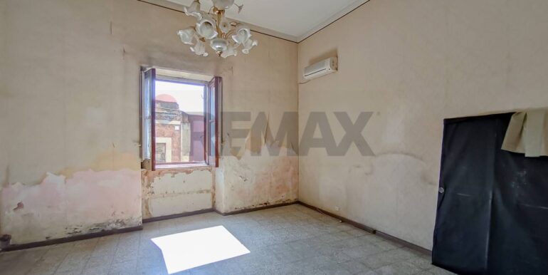 20251008165617-992562-8