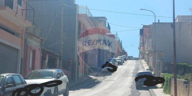 20251008185310-992501-8