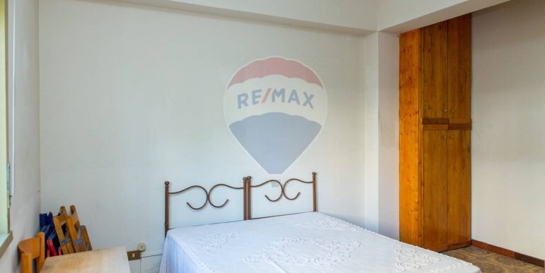 20251008225238-990787-21