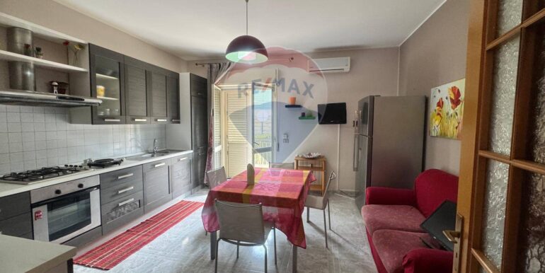 20251009100444-992635-5