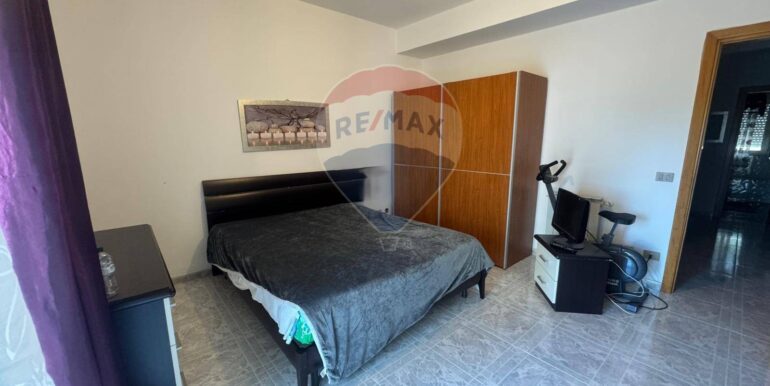 20251009100453-992635-8