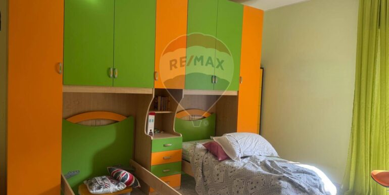 20251009100639-992635-14