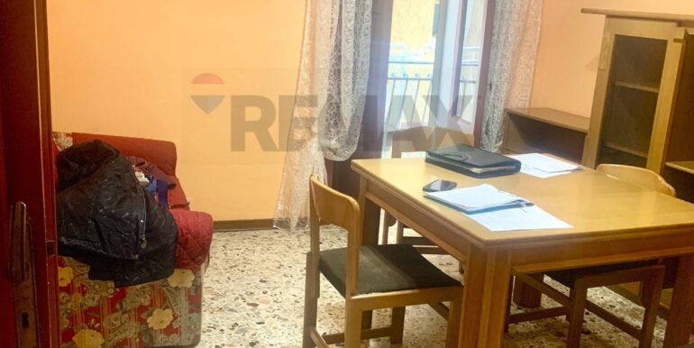 20251009121716-992696-12