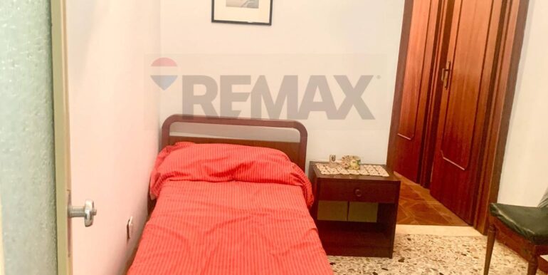 20251009121718-992696-17