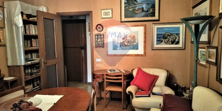 20251009122242-992633-9