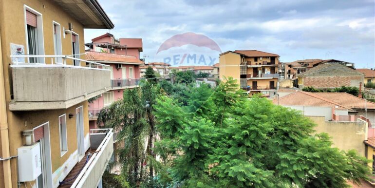 20251009122346-992633-23