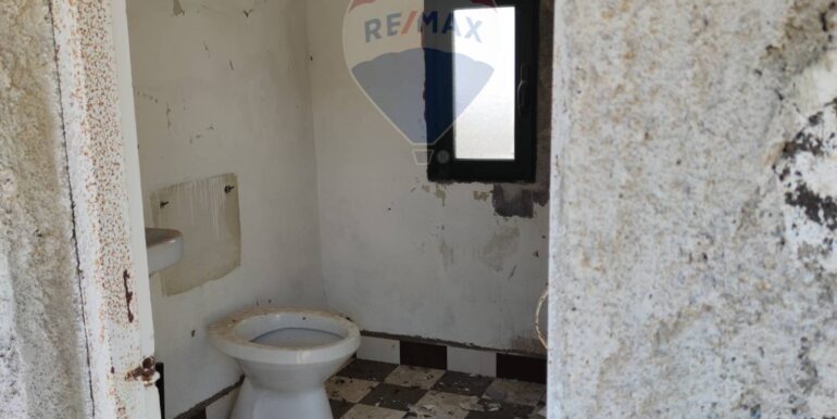 20251009161946-992745-15