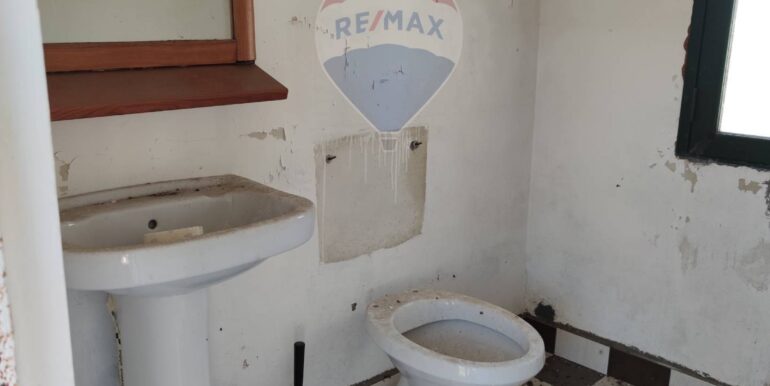 20251009161950-992745-16