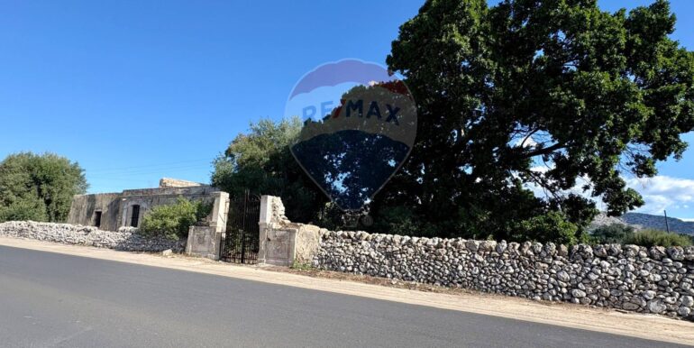 20251009165418-992772-3