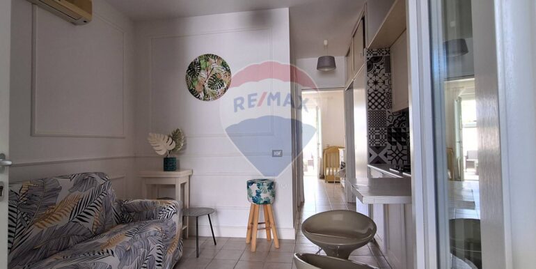 20251009182006-991849-4