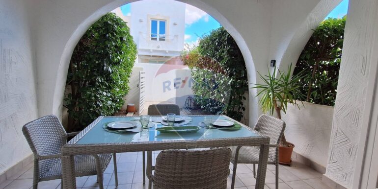 20251009182209-991849-14